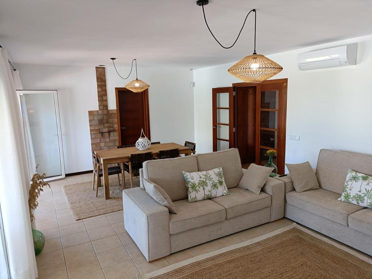 Villa Vega Relax En El Paraiso เอสเมร์คาดัล ภายนอก รูปภาพ