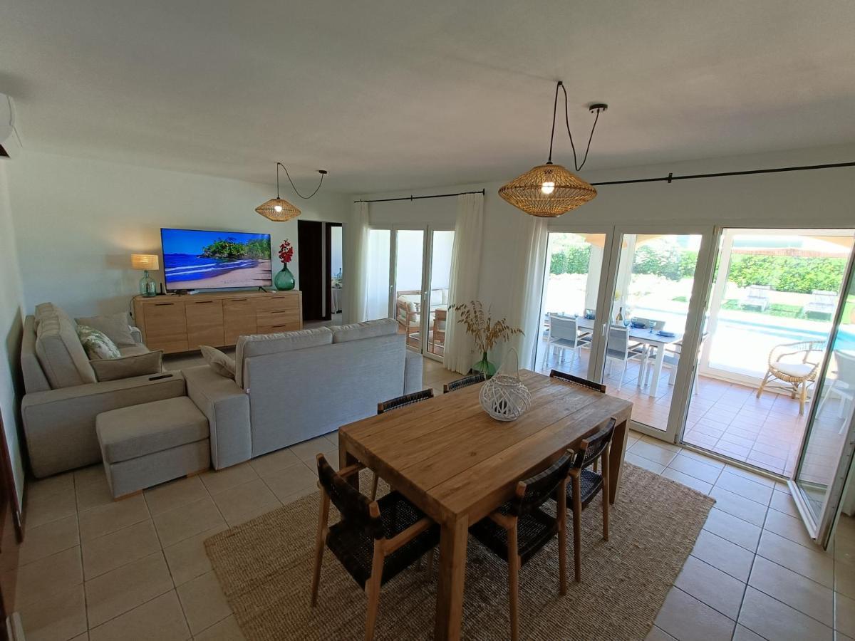 Villa Vega Relax En El Paraiso เอสเมร์คาดัล ภายนอก รูปภาพ